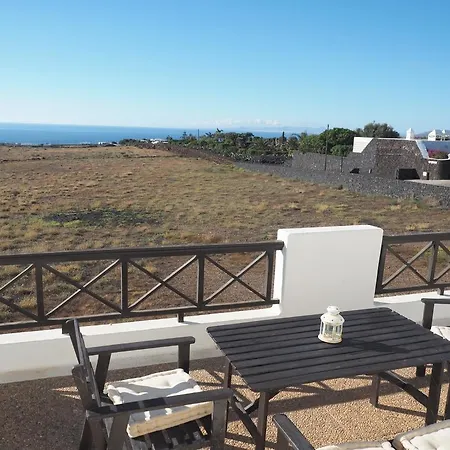 Villa Angela Tías